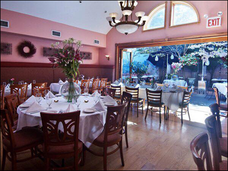 Crabtrees Restaurant inner